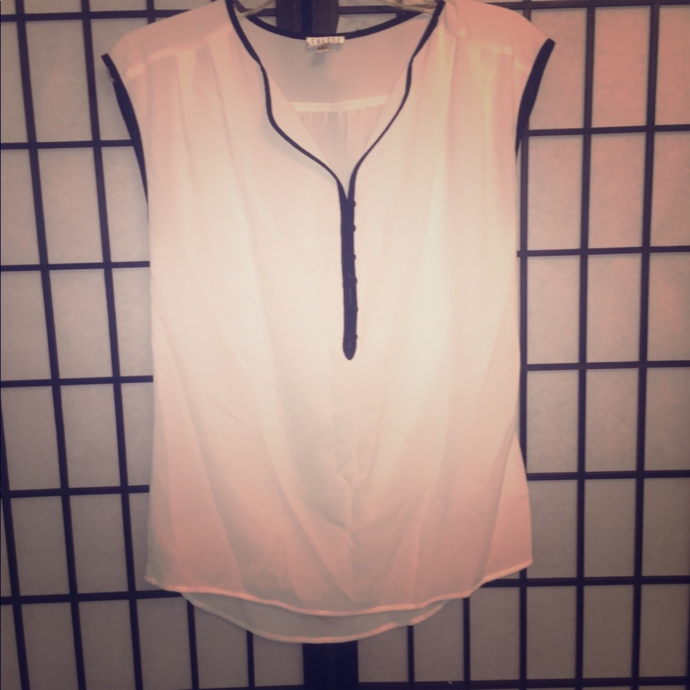 Spense Black/White top